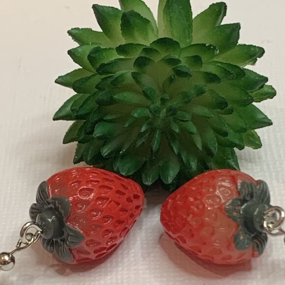 Strawberry Earring, Fruit Earring, Berry Earring, Funny Food Earring, Gift Idea - Picture 4 of 5